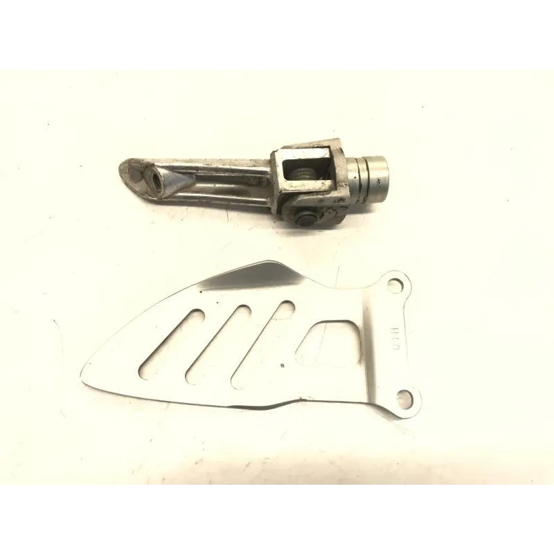 Repose pieds avant droit SUZUKI GSXR 750 2008-2010