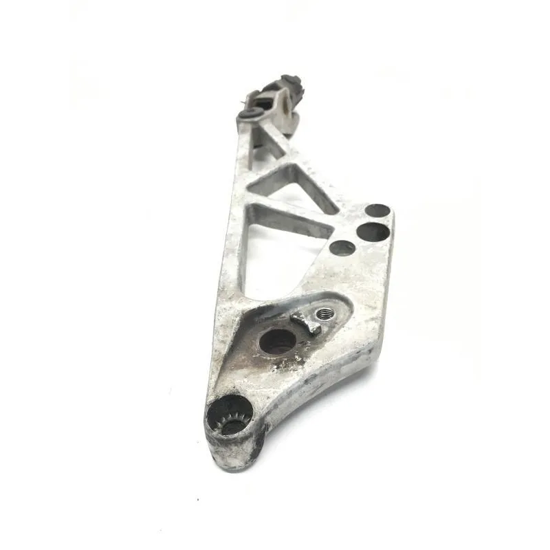 Platine arriere droite HONDA VF 750 F 1983-1984