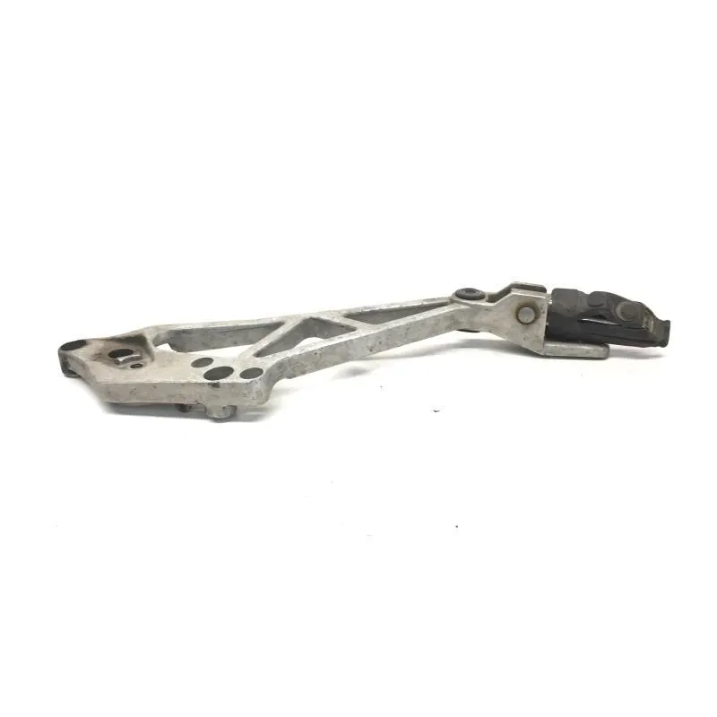 Platine arriere droite HONDA VF 750 F 1983-1984