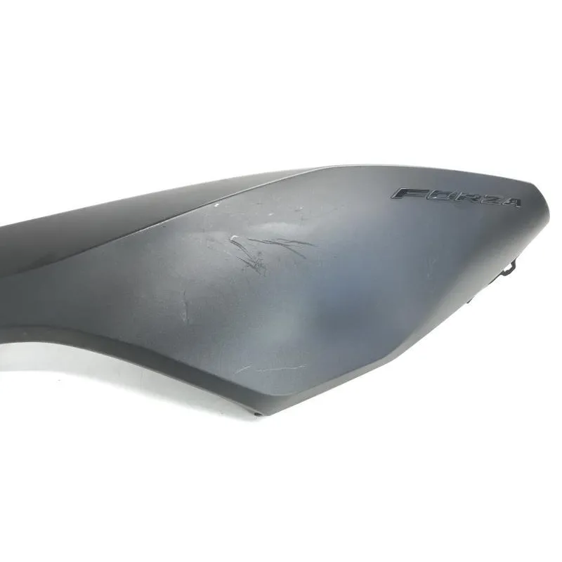 Cache carenage coque arriere gauche HONDA NSS 125 2019-2020 FORZA