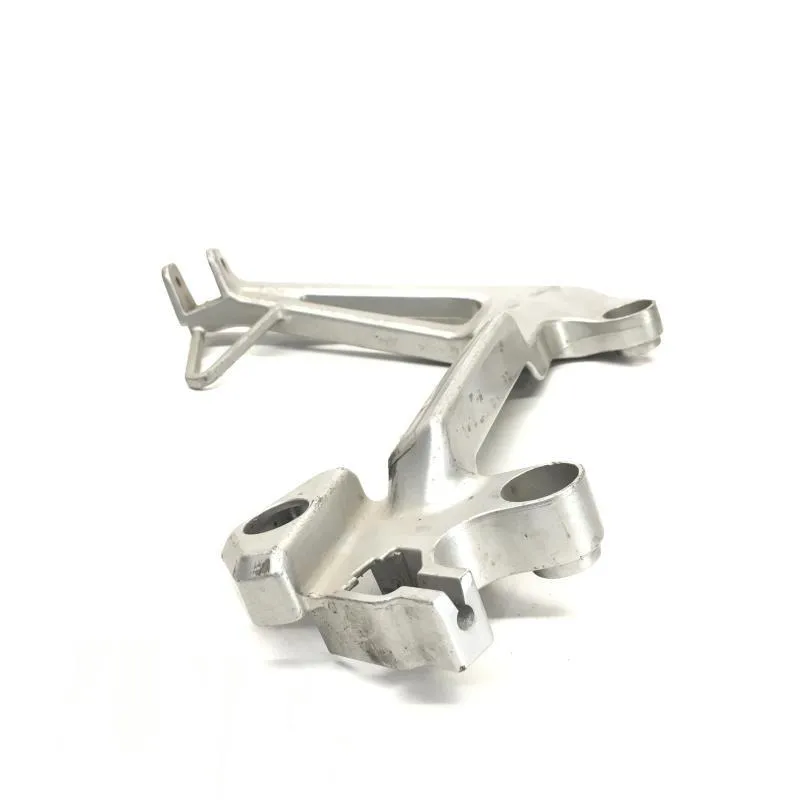 Platine arriere gauche HONDA VFR 800 FI 2000-2001