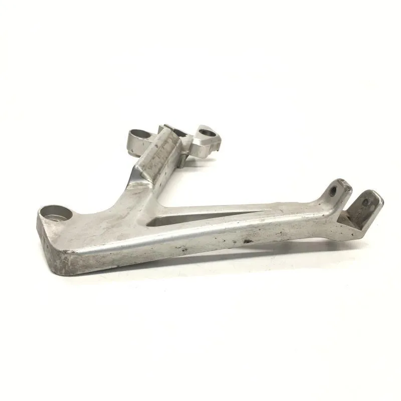 Platine arriere gauche HONDA VFR 800 FI 2000-2001