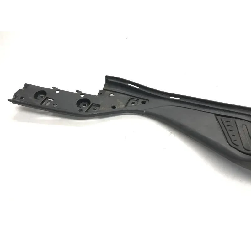 Plancher marche pied gauche SUZUKI AN 400 2003-2006 BURGMAN