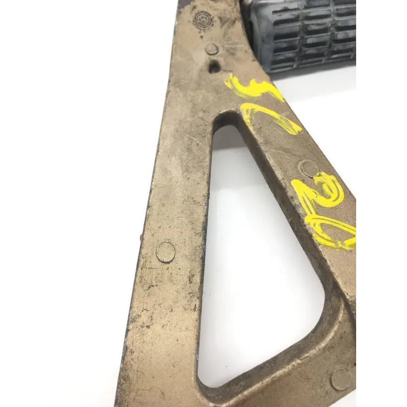 Platine et repose pieds arriere gauche HONDA NSR 125 1990-1992
