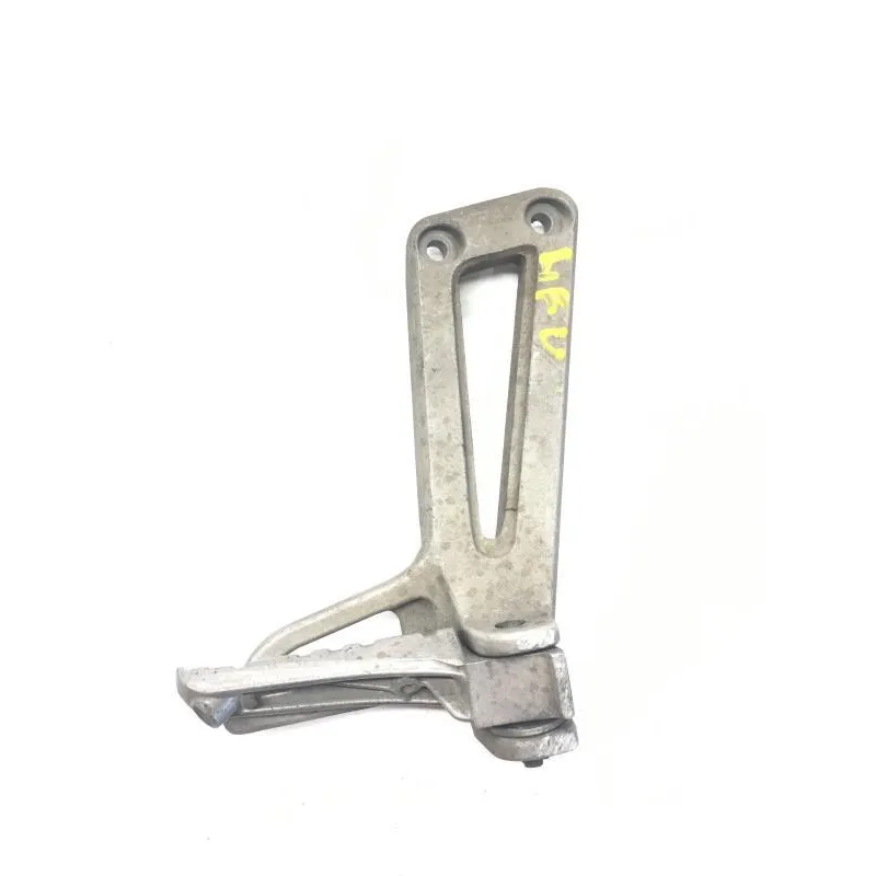 Platine et repose pieds arriere droit YAMAHA TDR 125 1993-1996