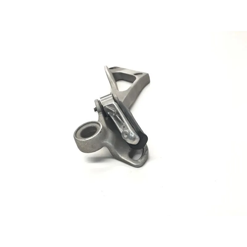 Platine et repose pieds arriere gauche YAMAHA TDM 850 1991-1993