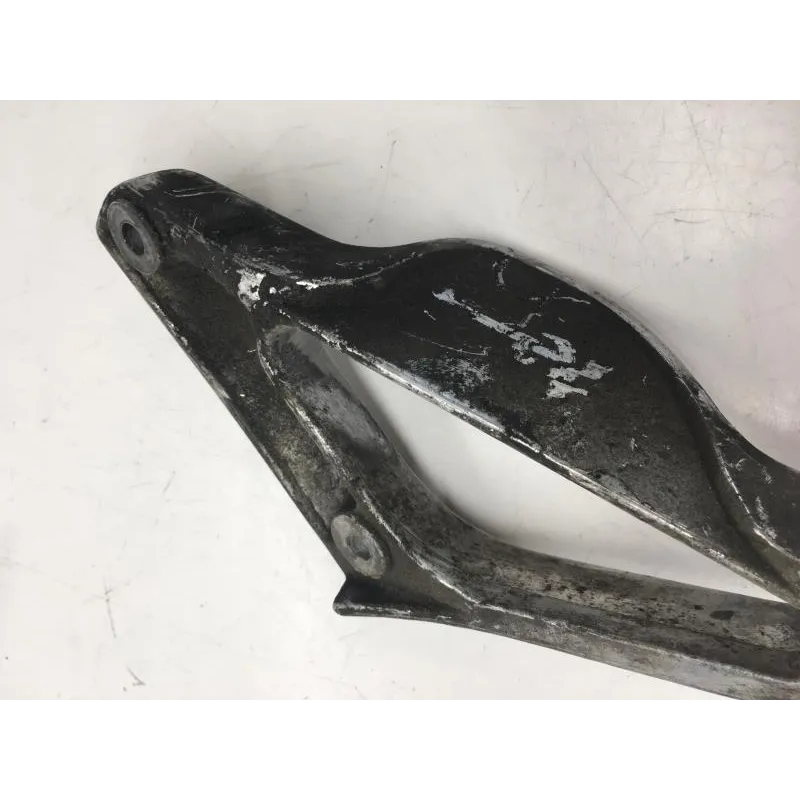 Platine et repose pieds arriere gauche YAMAHA TDM 850 1996-2001