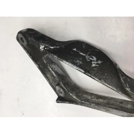 Platine et repose pieds arriere gauche YAMAHA TDM 850 1996-2001