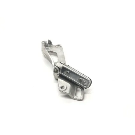 Platine et repose pieds arriere gauche YAMAHA TDM 900 2002-2005