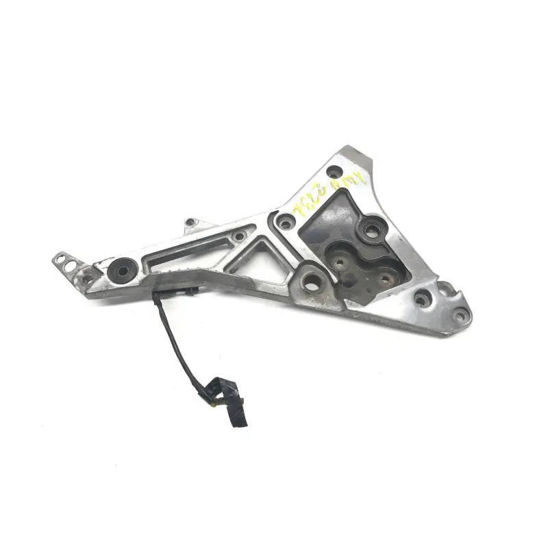 Platine arriere droite YAMAHA FJ 1200 1986-1987