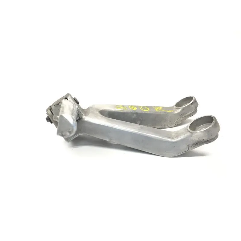 Platine et repose pieds arriere gauche HONDA CBR 900 RR 1994-1995 FIREBLADE