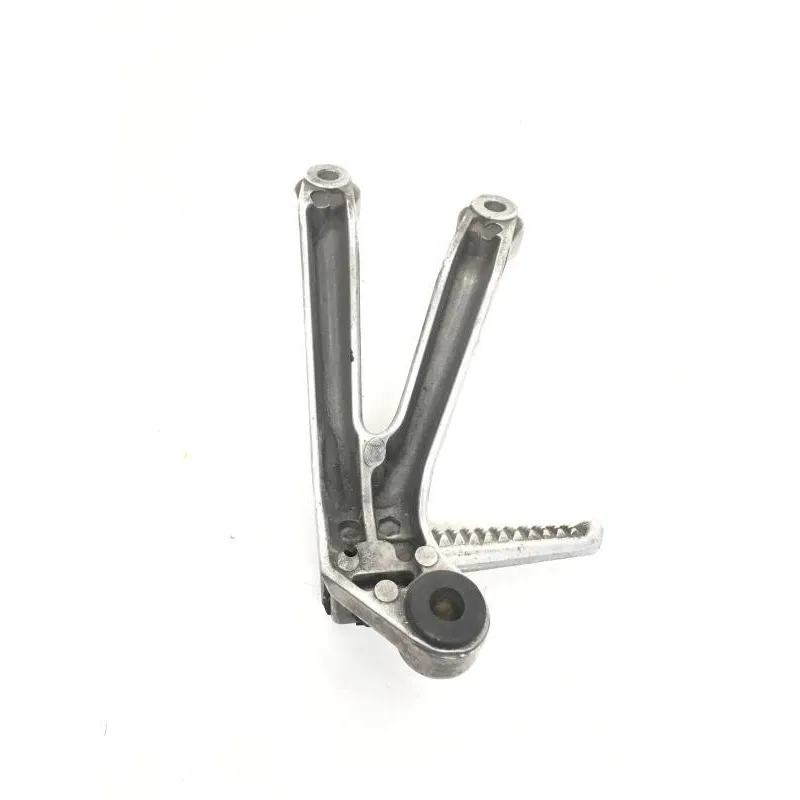 Platine et repose pieds arriere droit HONDA CBR 900 RR 1992-1993 FIREBLADE