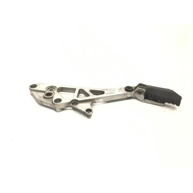 Platine et repose pieds arriere droit HONDA VF 400 F 1983-1984