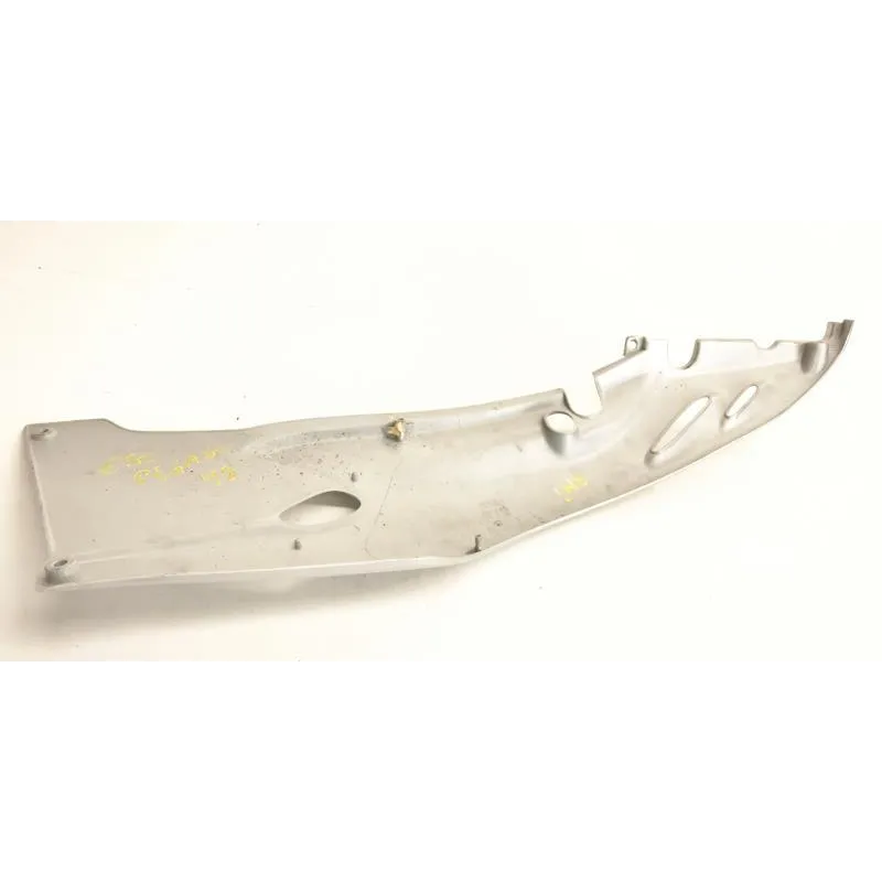 Cache carenage sous selle droit APRILIA PEGASO 3 650 1997-2000