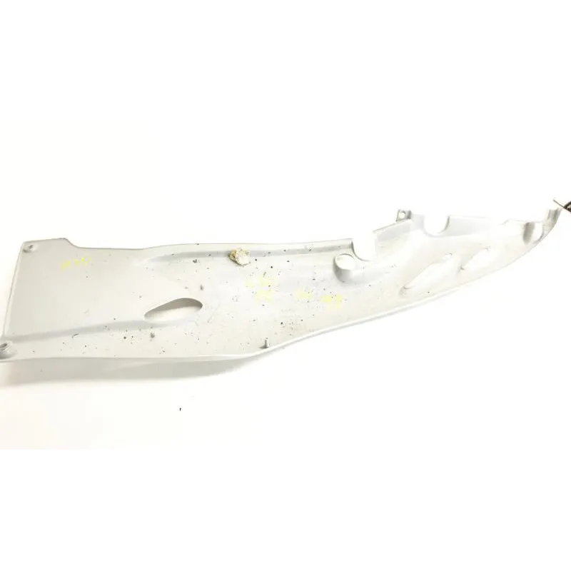 Cache carenage sous selle droit APRILIA PEGASO 3 650 1997-2000