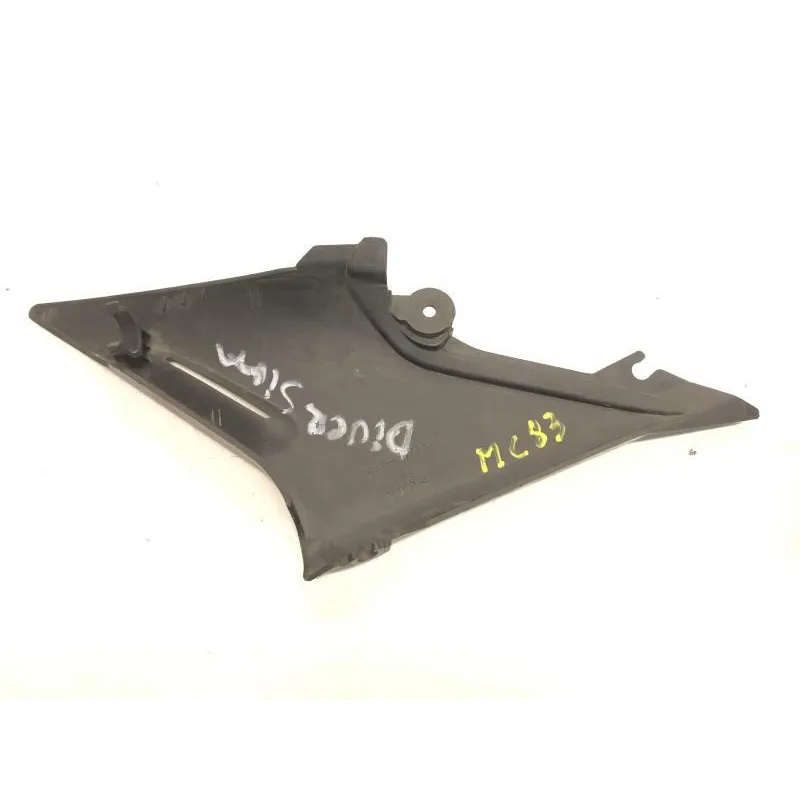 Cache carenage sous selle droit YAMAHA XJ 600 S 1997-2002 DIVERSION