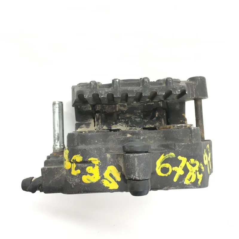 Etrier de frein avant droit HONDA CBR 1100 XX 1999-2007