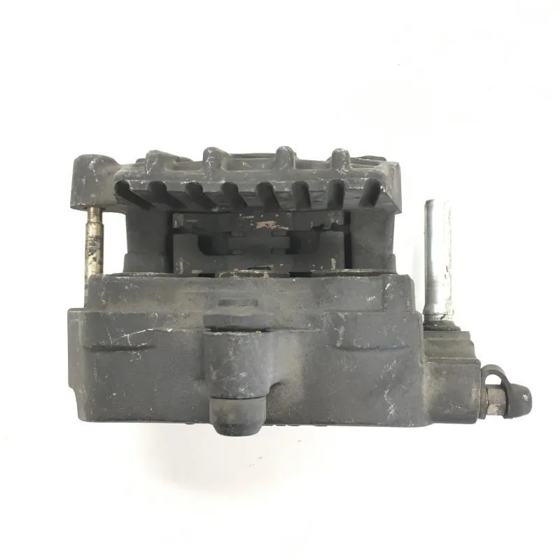Etrier de frein avant gauche HONDA CBR 1100 XX 1999-2007