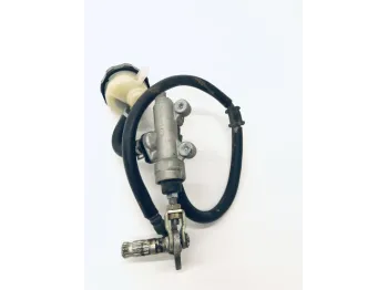 Maitre cylindre frein arriere SUZUKI GSX F 750 1998-2001