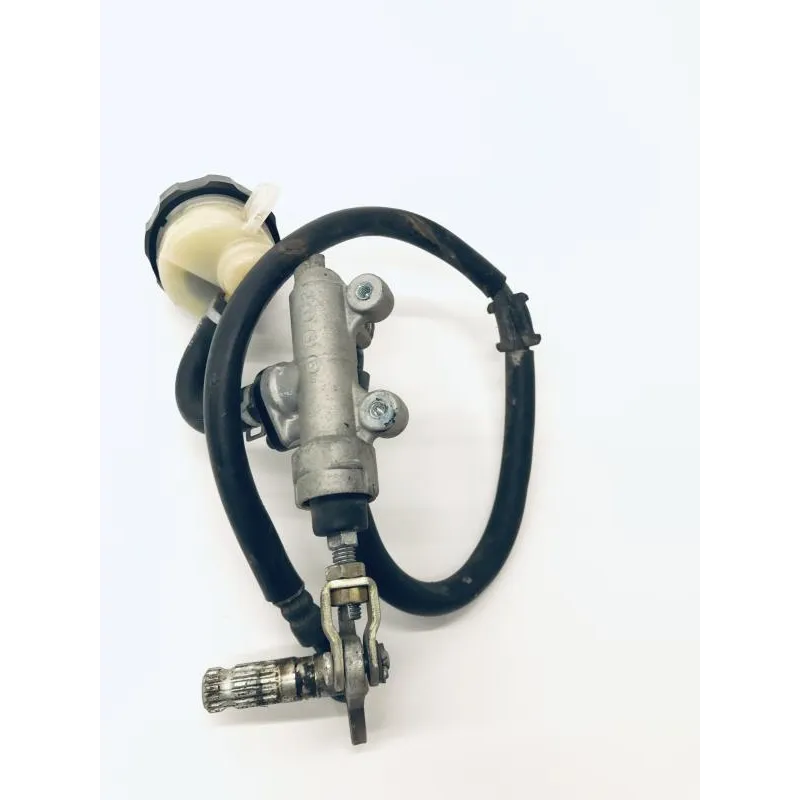 Maitre cylindre frein arriere SUZUKI GSX F 750 1998-2001