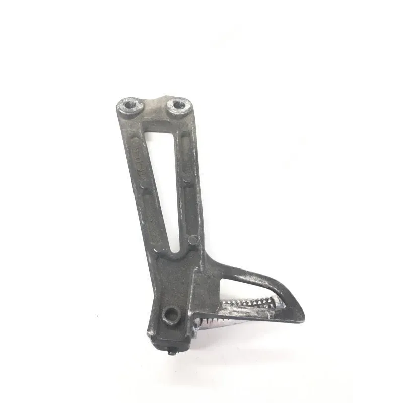 Platine et repose pieds arriere droit YAMAHA TDR 125 1993-1996