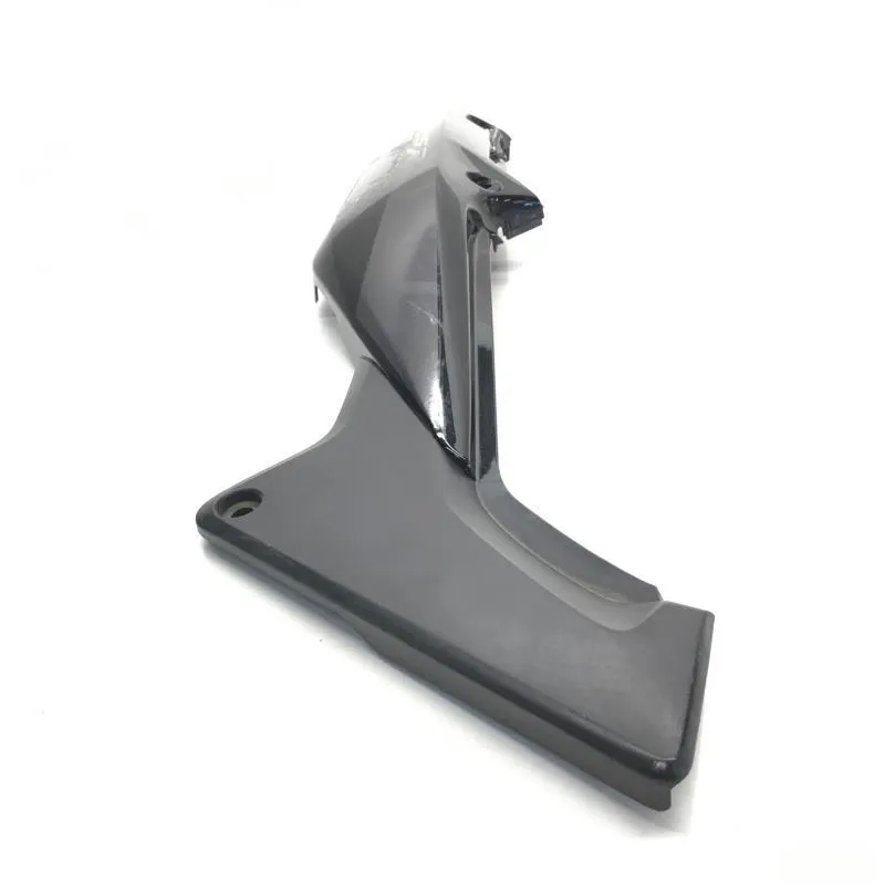 Cache carenage coque arriere droit HONDA CBR 125 R 2004-2006
