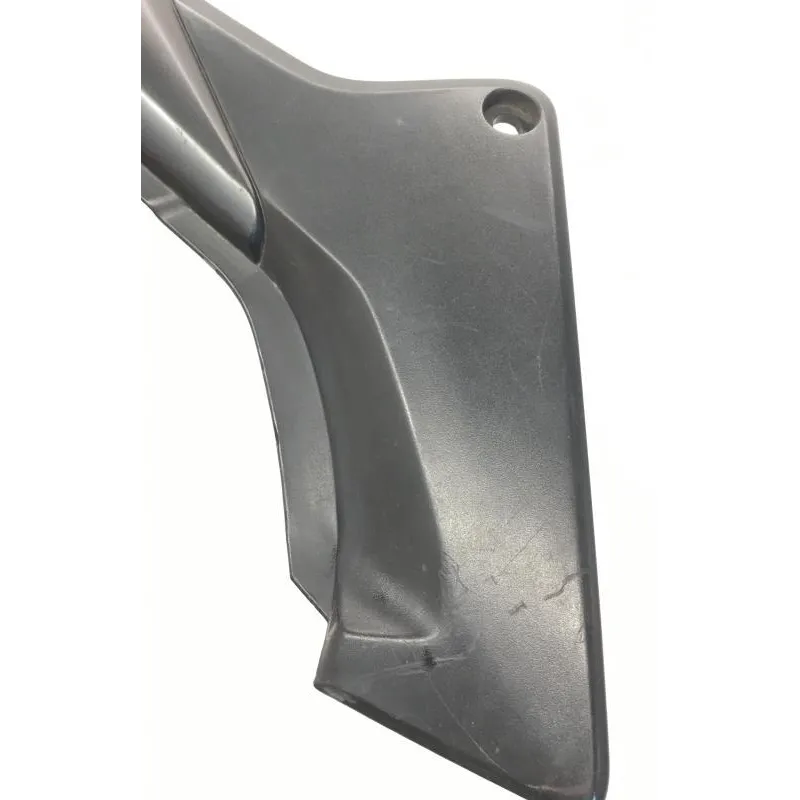Cache carenage coque arriere gauche HONDA CBR 125 R 2004-2006
