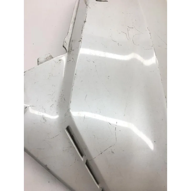 Cache carenage coque arriere droit YAMAHA XC 125 1985-1989 BELUGA