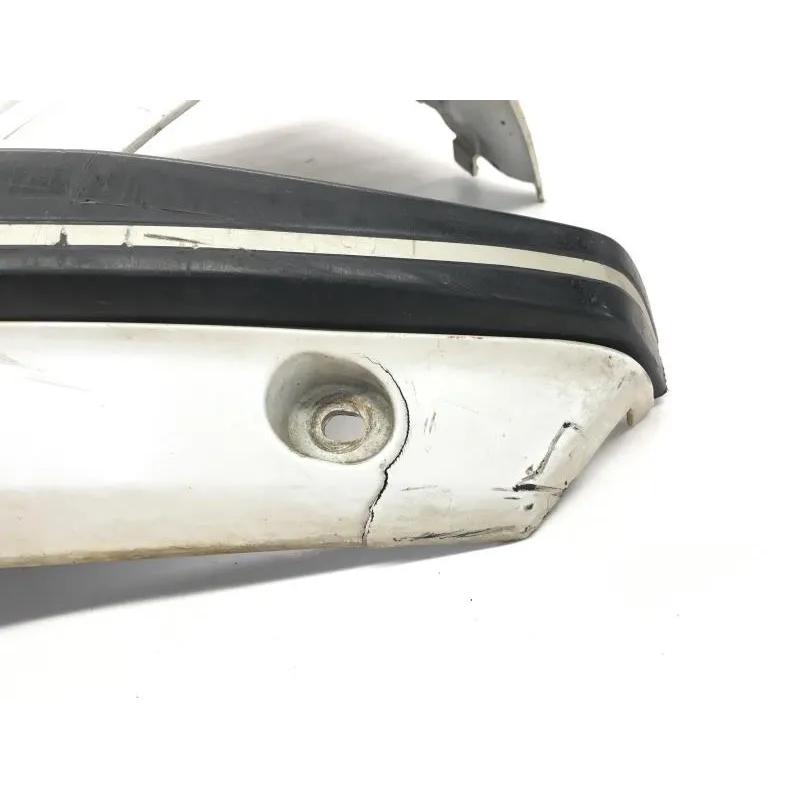 Cache carenage coque arriere gauche YAMAHA XC 125 1985-1989 BELUGA