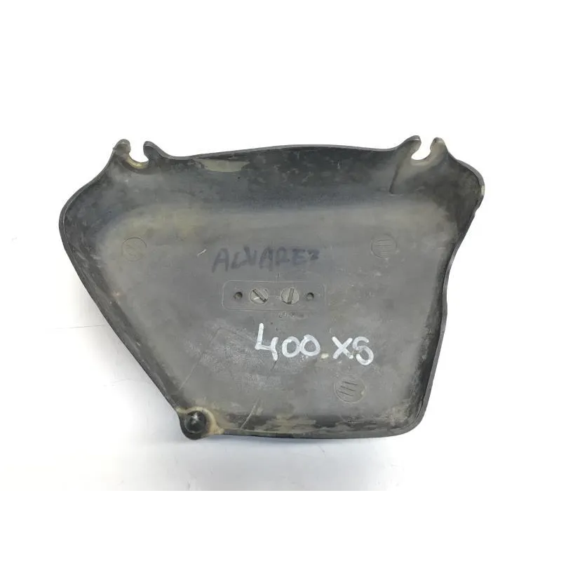 Cache carenage sous selle gauche YAMAHA XS 400 1980-1983 CUSTOM