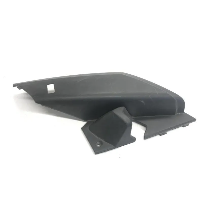 Cache carenage sous selle droit YAMAHA YPR 125 2006-2009 XMAX
