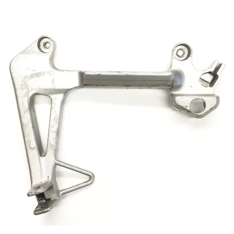 Platine arriere gauche HONDA VFR 800 FI 2000-2001