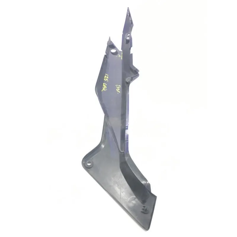 Cache carenage coque arriere gauche HONDA CBR 125 R 2004-2006