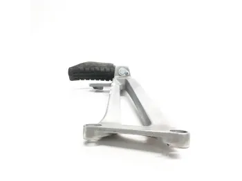 Platine et repose pieds arriere gauche HONDA CBR 125 R 2004-2006