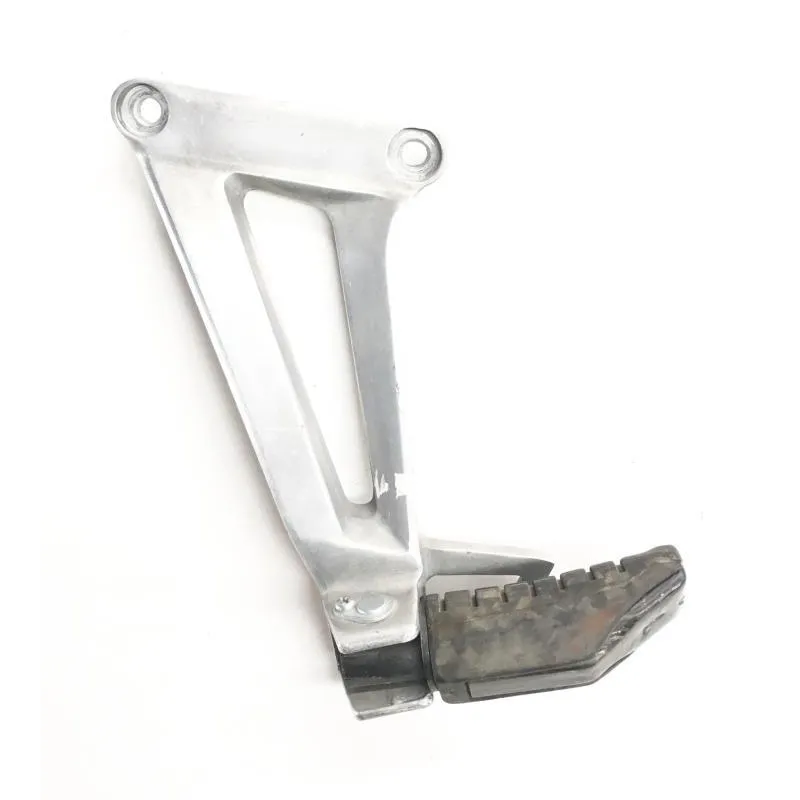 Platine et repose pieds arriere gauche HONDA CBR 125 R 2004-2006
