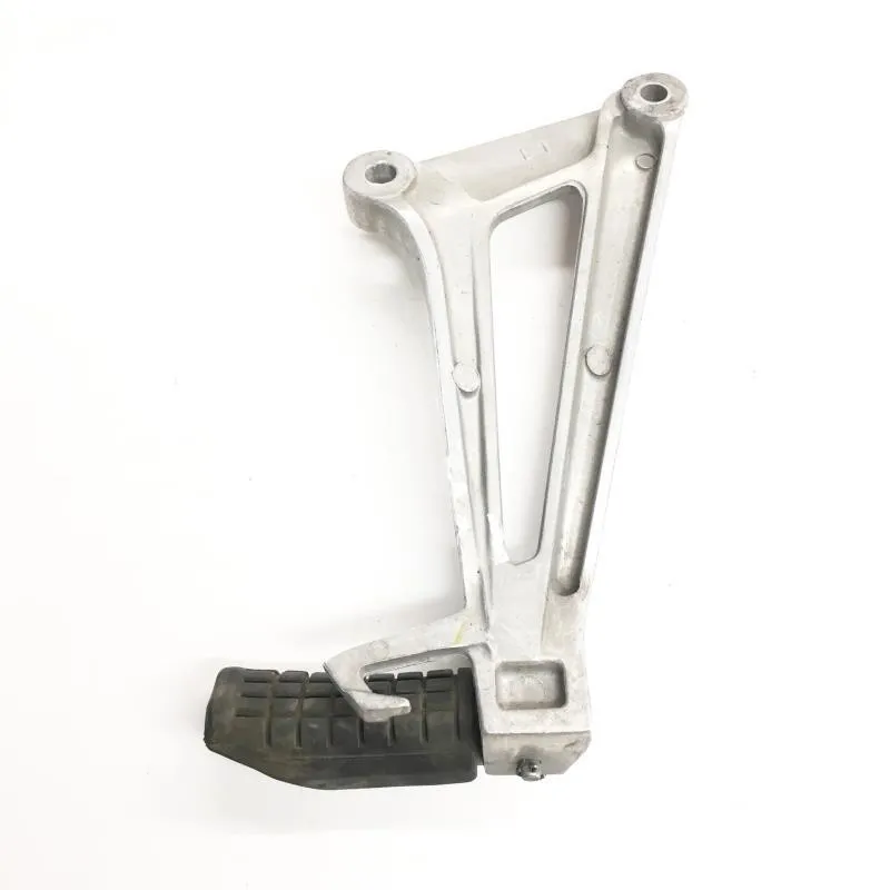 Platine et repose pieds arriere gauche HONDA CBR 125 R 2004-2006