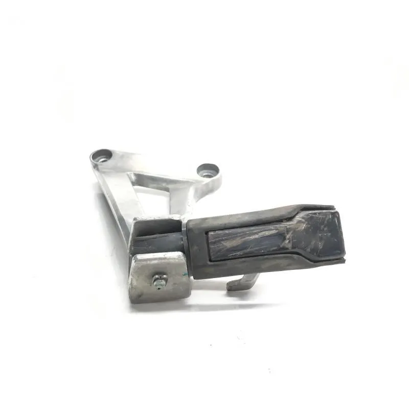 Platine et repose pieds arriere gauche HONDA CBR 125 R 2004-2006