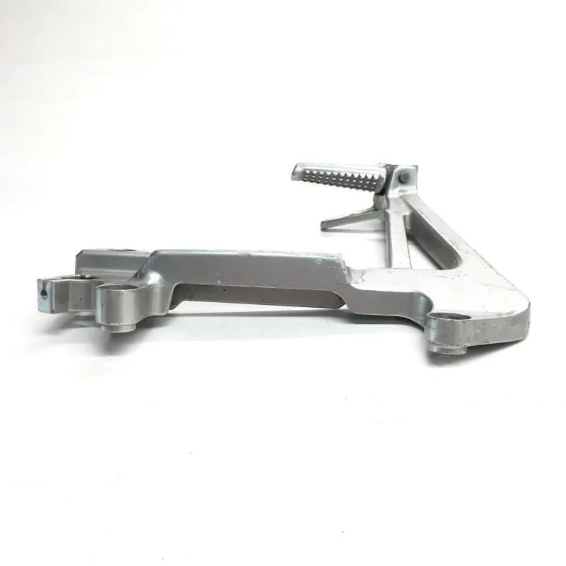 Platine et repose pieds arriere gauche HONDA VFR 800 FI 2000-2001