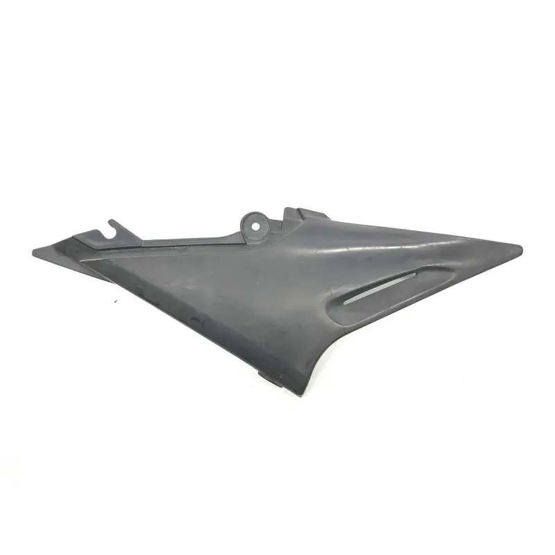 Cache carenage sous selle droit YAMAHA XJ 600 S 1997-2002 DIVERSION