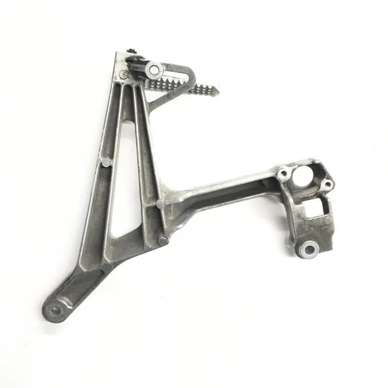 Platine et repose pieds arriere gauche HONDA VFR F 750 1994-1997