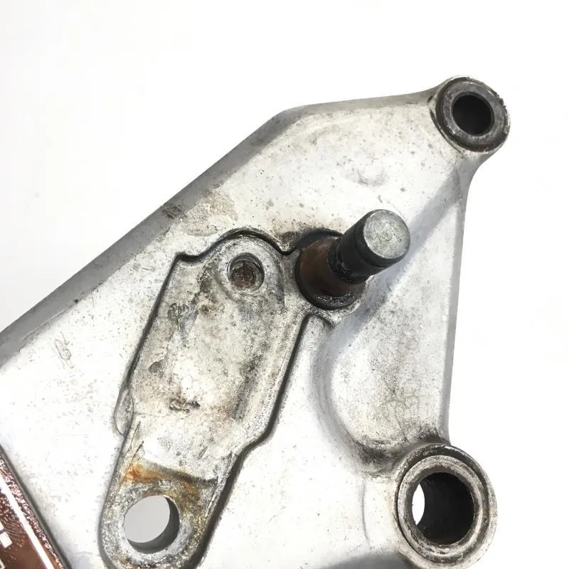Platine et repose pieds arriere gauche HONDA CB 900 F 1979-1981 BOL D'OR