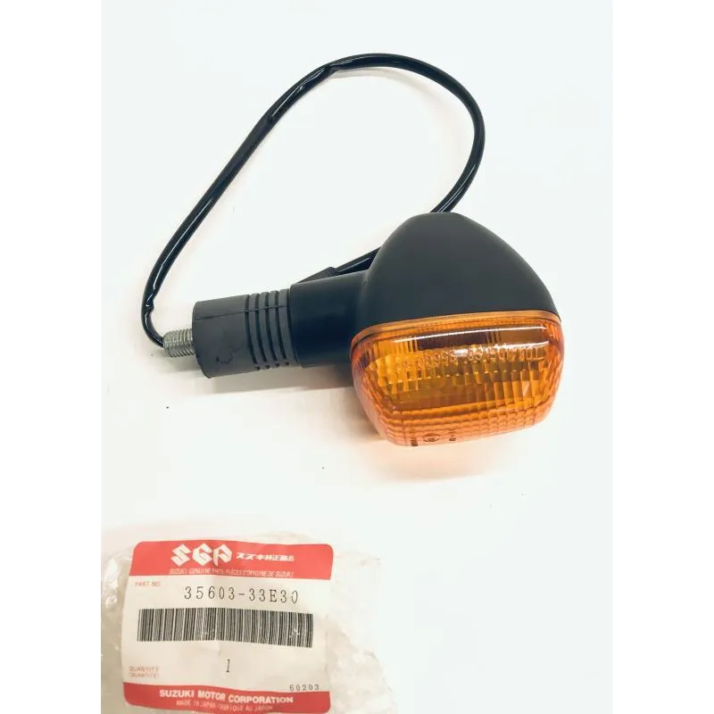 Clignotant arriere droit SUZUKI GSXR 750 1996-1999
