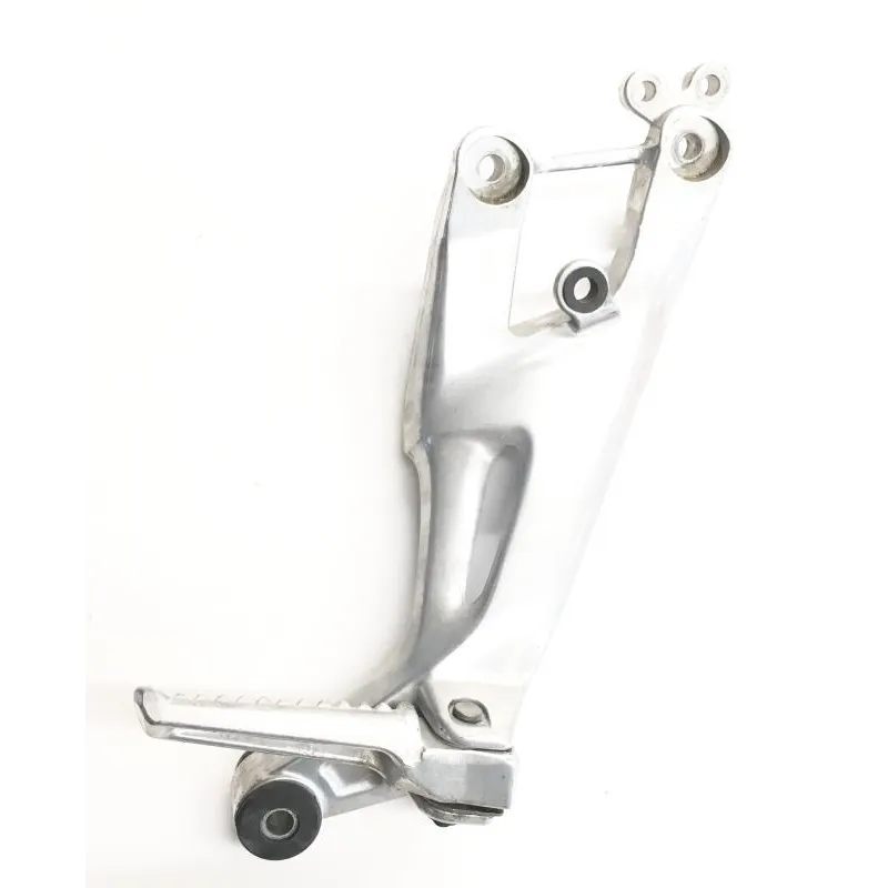 Platine et repose pieds arriere droit HONDA CBR 1100 XX 1999-2007