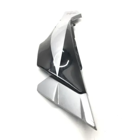 Cache carenage coque arriere droit YAMAHA FZR 750 R 1988-1990