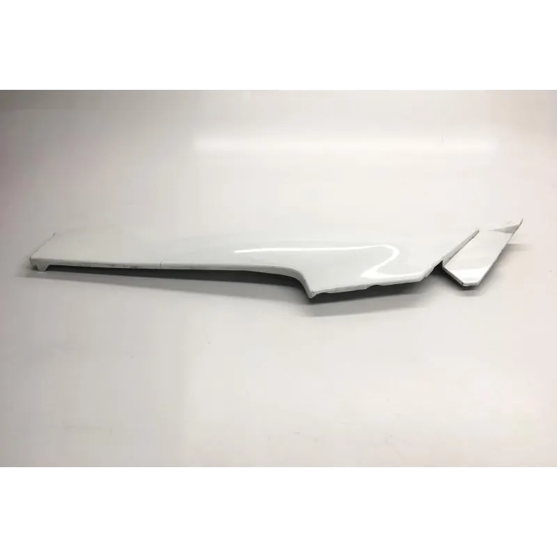 Cache carenage coque arriere droit YAMAHA FZR 750 R 1988-1990