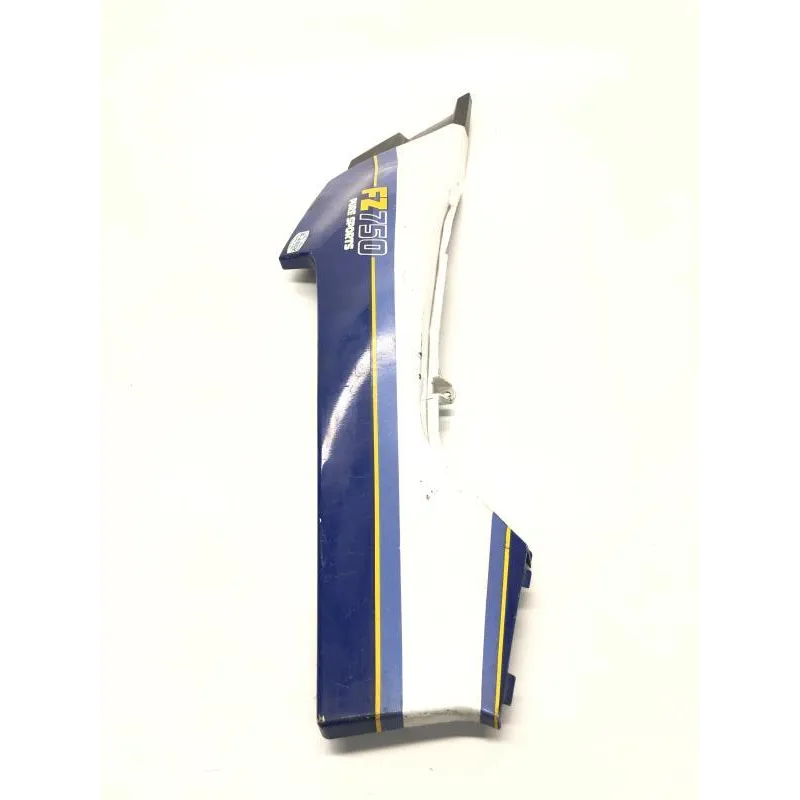 Cache carenage coque arriere gauche YAMAHA FZR 750 R 1988-1990