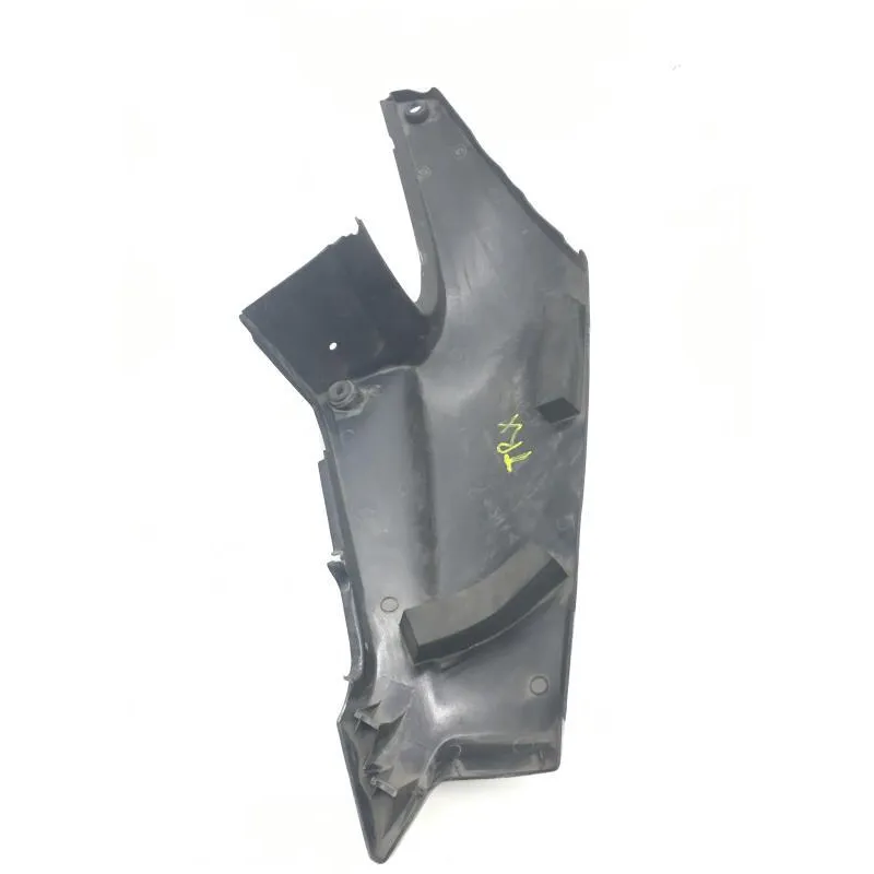 Cache carenage coque arriere gauche YAMAHA TRX 850 1996-1999