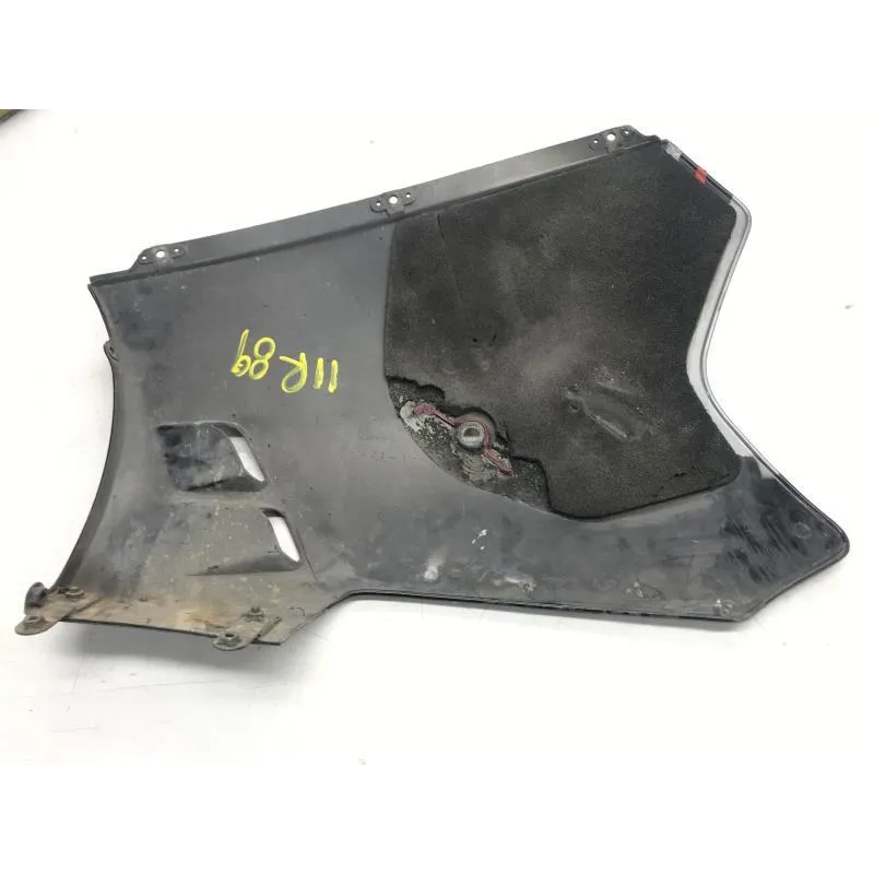 Demi sabot droit SUZUKI GSXR 750 1988-1989