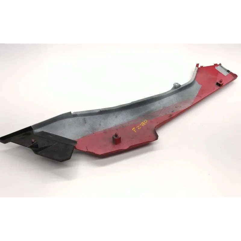 Cache carenage coque arriere droit YAMAHA FZ 750 1985-1987