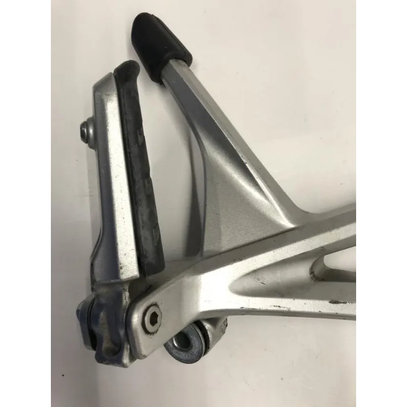 Platine arriere droite HONDA VFR 1200 F 2010-2016